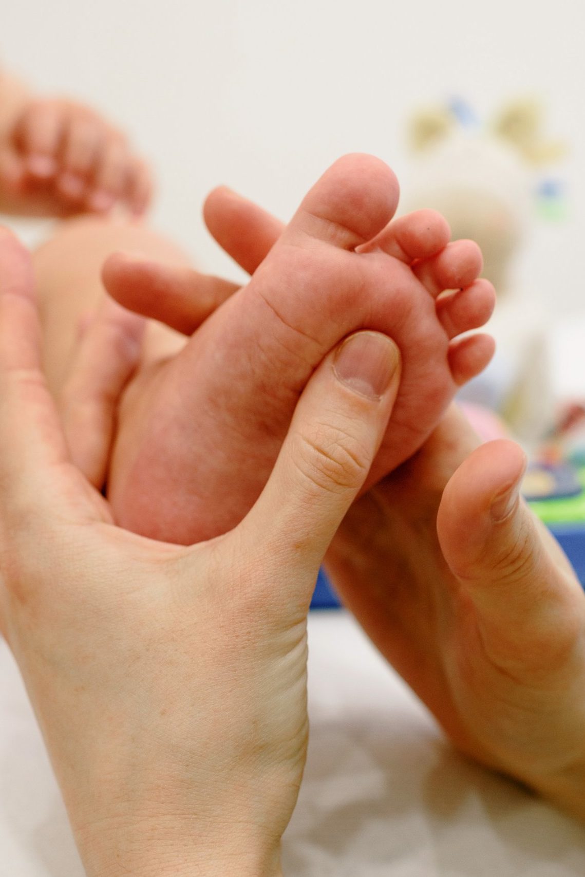 baby foot massage for sleep